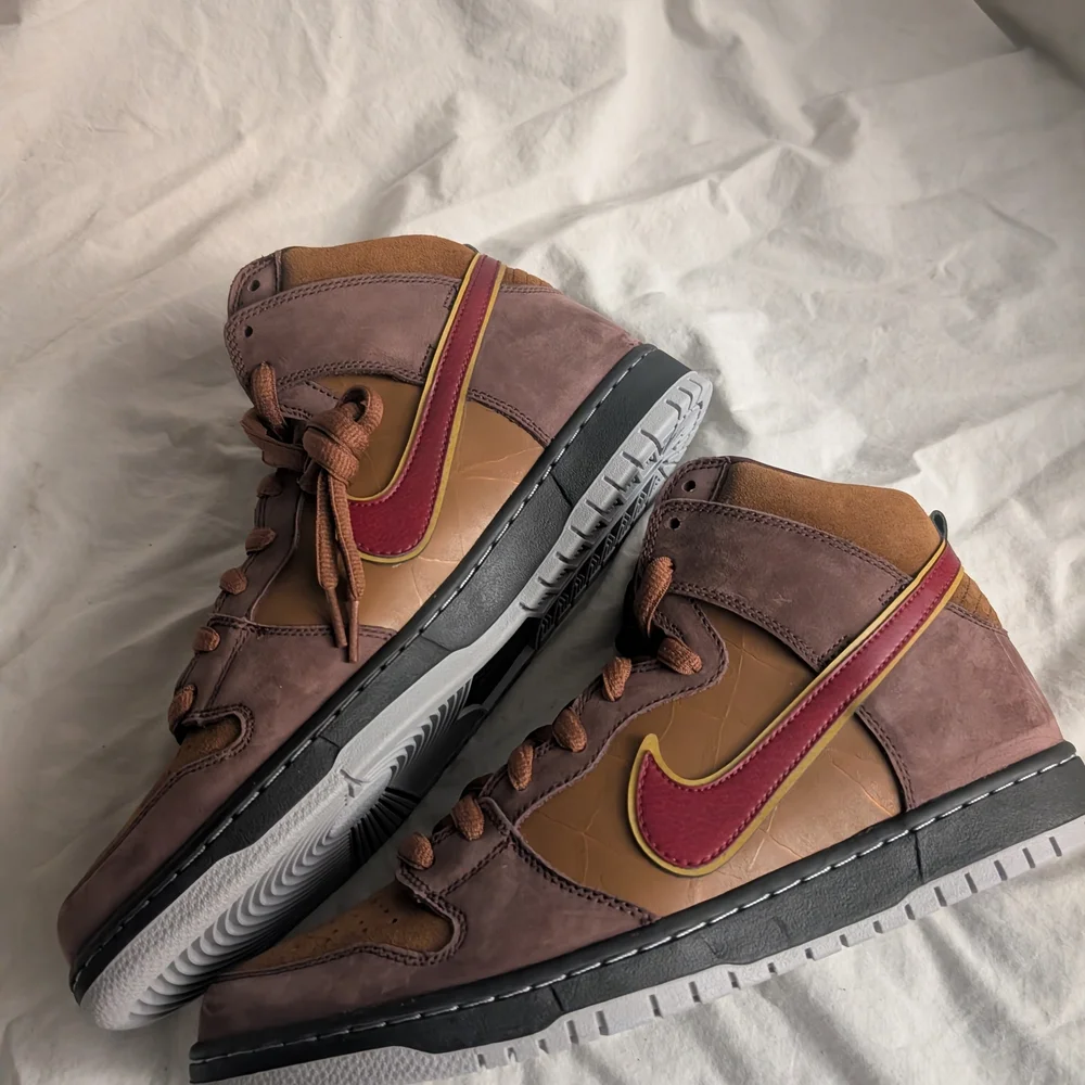 Nike Dunk High Premium SB - Cigar - Picture 3 of 5